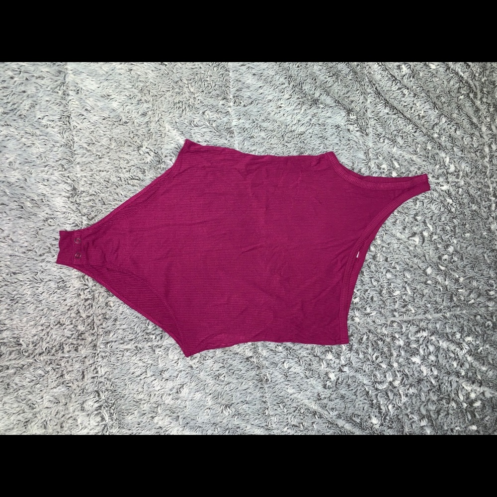 ✨3 for 20✨One shoulder Pink Bodysuit